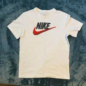 Medium Nike T Shirt fuzzy swoosh sign athletic shirt